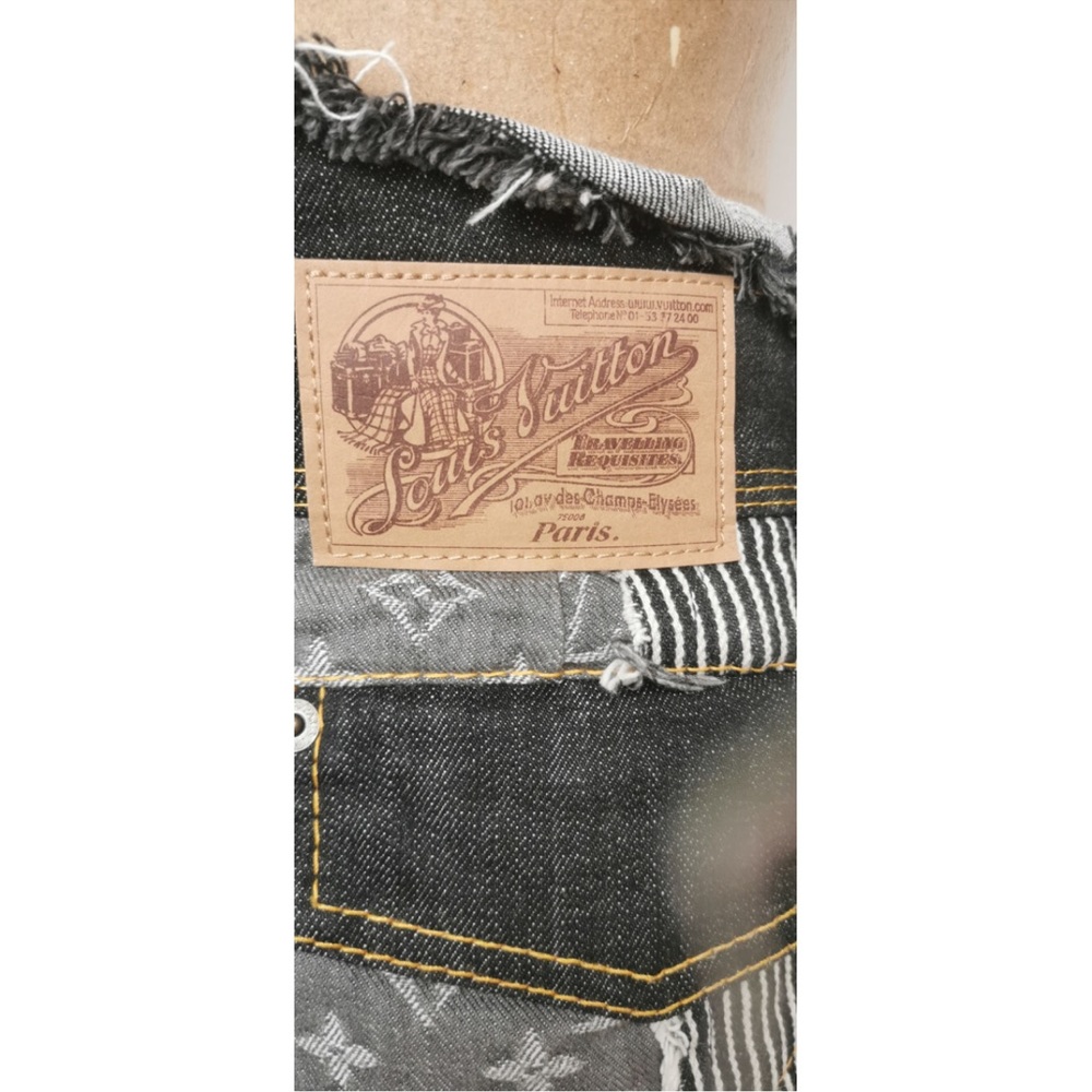 Authentic Louis Vuitton Patchwork Denim Shorts - image 8